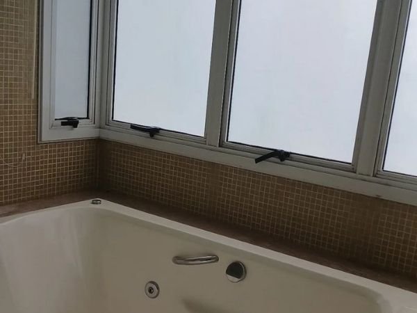 Proteção UV com material de alto desempenho